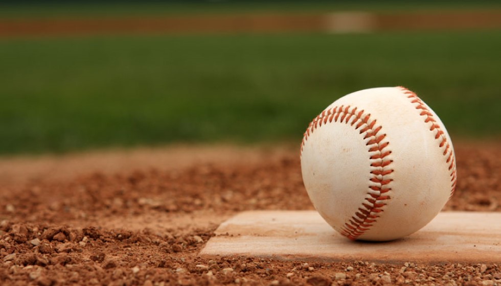 Seattle Mariners Sign Veteran Infielder Donovan Solano
